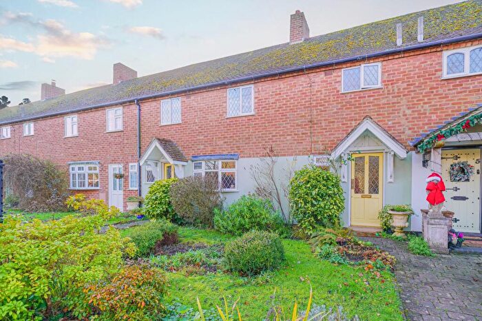 3 Bedroom Terraced House For Sale In Bell Field, Tanworth-In-Arden, B94