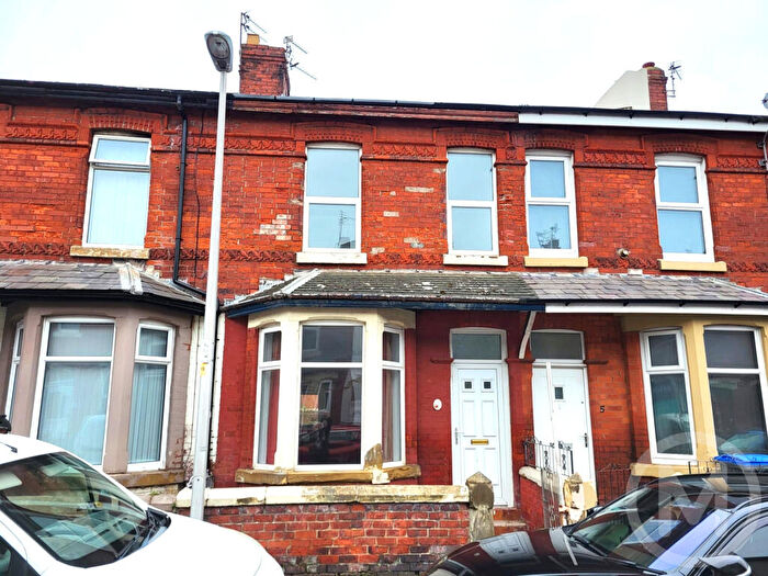 2 Bedroom Terraced House For Sale In Manchester Road, Blackpool, FY3