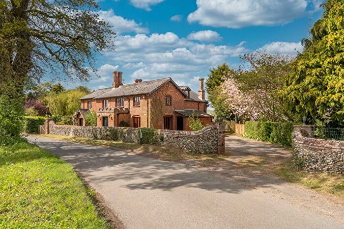 5 Bedroom Detached House For Sale In Morningthorpe, Norwich, NR15