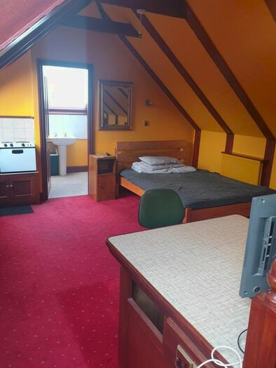 Studio To Rent In Cherrycot Rise, Orpington BR6