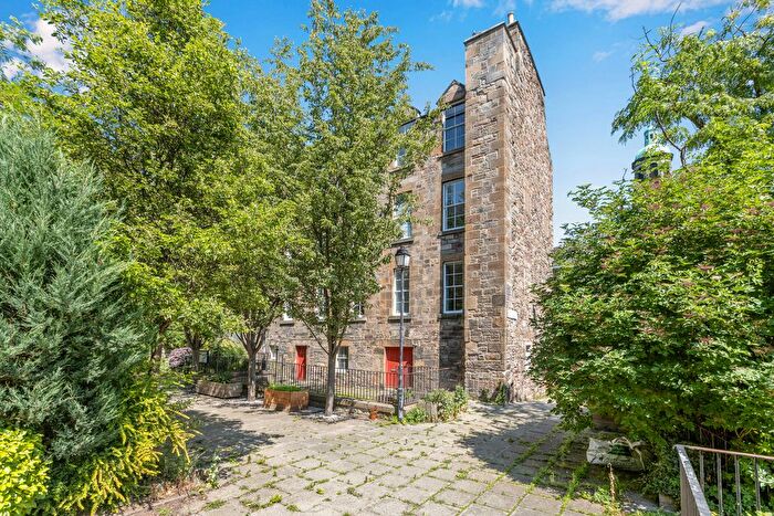 1 Bedroom Flat For Sale In Coinyie House Close, Old Town, Edinburgh, EH1