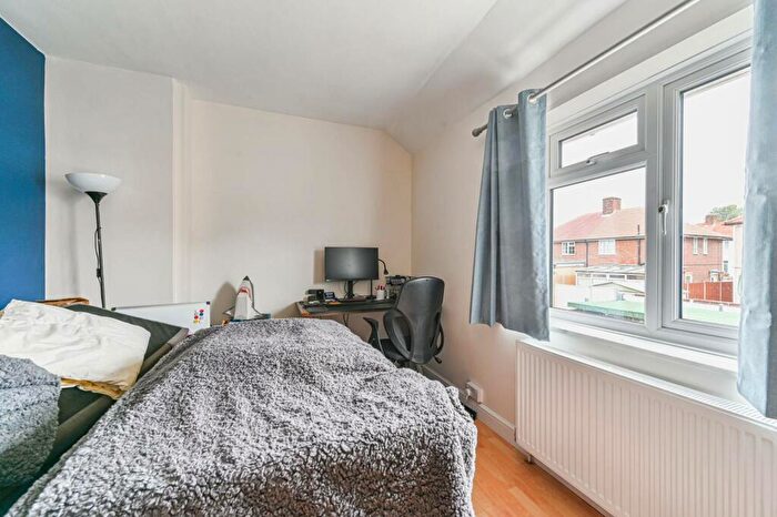 2 Bedroom End Of Terrace House To Rent In Rangefield Road, Bromley, BR1