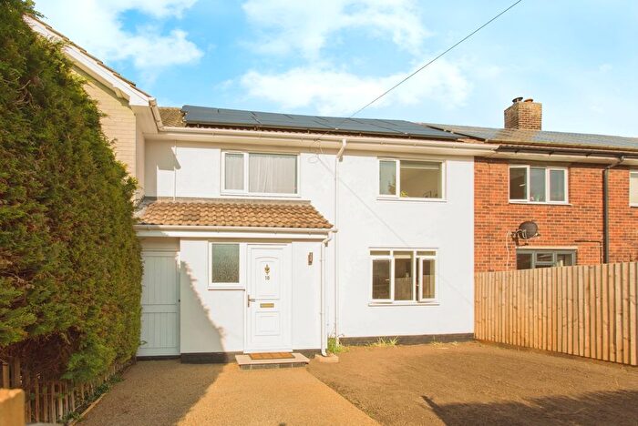 3 Bedroom Terraced House For Sale In Barrons Green, Shepreth, Hertfordshire, SG8