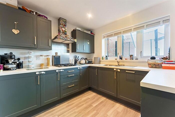 4 Bedroom Detached House For Sale In Mercury Close, Barton Seagrave, NN15