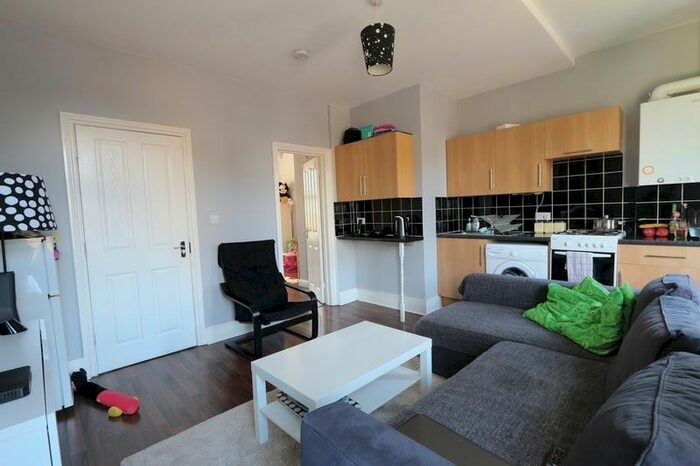 1 Bedroom Flat To Rent In White Hart Lane, London, N22