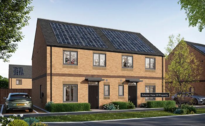 3 Bedroom Semi Detached House To Rent In Bergamot Way, St. Neots, Cambridgeshire, PE19