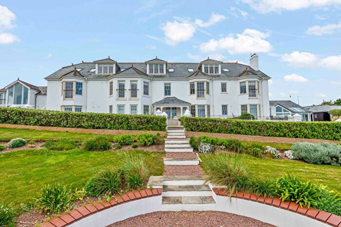 2 Bedroom Flat For Sale In Hallsands, Kingsbridge, TQ7