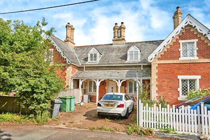 4 Bedroom Terraced House For Sale In East Cowes Road, East Cowes, Isle Of Wight, PO32