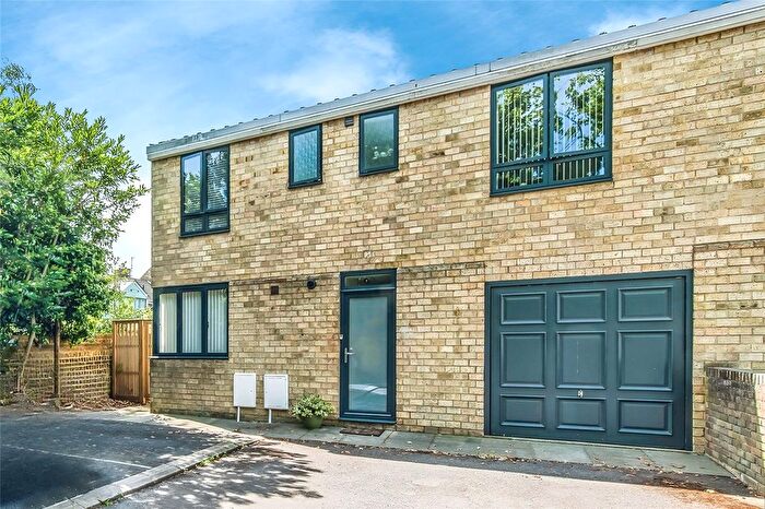 3 Bedroom Detached House To Rent In Newton Road, Faversham, Kent, ME13