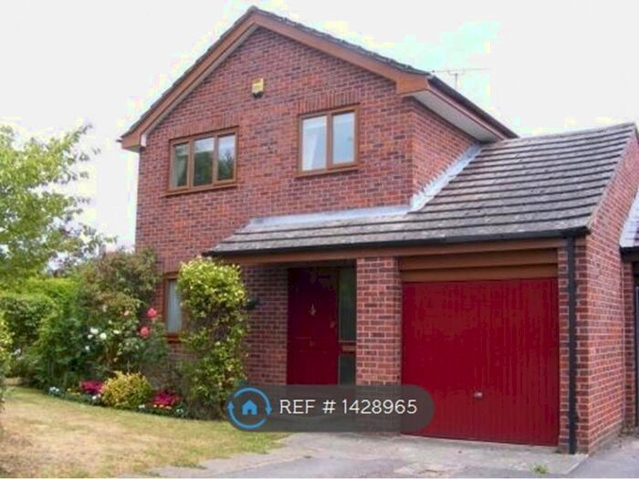 3 Bedroom Detached House To Rent In Lyndhurst, Lyndhurst, SO43