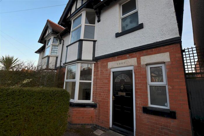 3 Bedroom Property To Rent In New Road, Hampton, Evesham, WR11