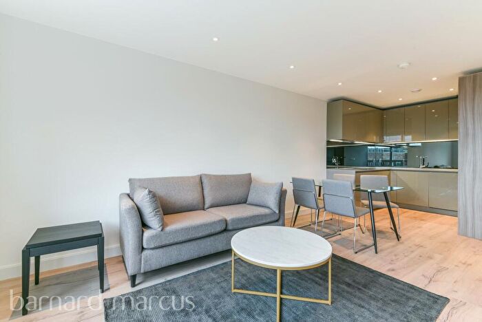 2 Bedroom Flat To Rent In Hornsey High Street, N8