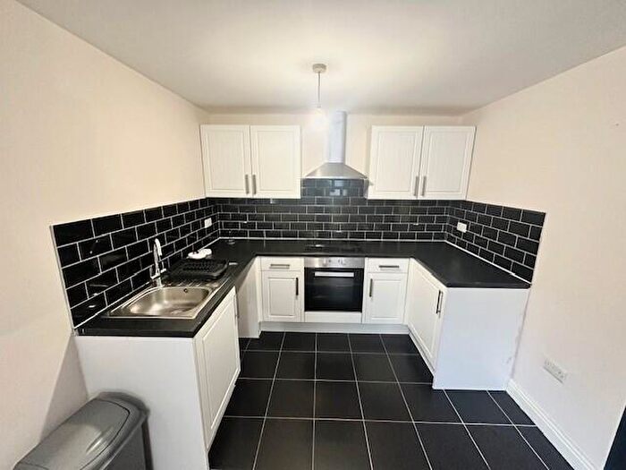 2 Bedroom Apartment To Rent In Cumberland Court, CW1