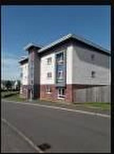 2 Bedroom Flat To Rent In Ericht Drive, Dunfermline, KY11
