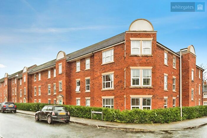 2 Bedroom Apartment For Sale In Lambert Crescent, Nantwich, Cheshire, CW5