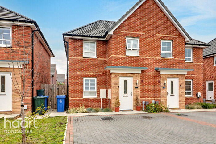3 Bedroom Semi-Detached House For Sale In Fallow Road, Hatfield, Doncaster, DN7