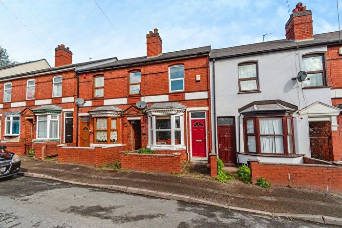 3 Bedroom Terraced House For Sale In Waverley Road, Wednesbury, WS10