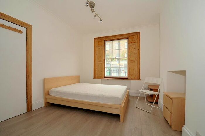 Studio To Rent In Caledonian Road, Islington, N1