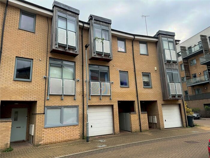 4 Bedroom Terraced House To Rent In Rustat Avenue, Cambridge, CB1