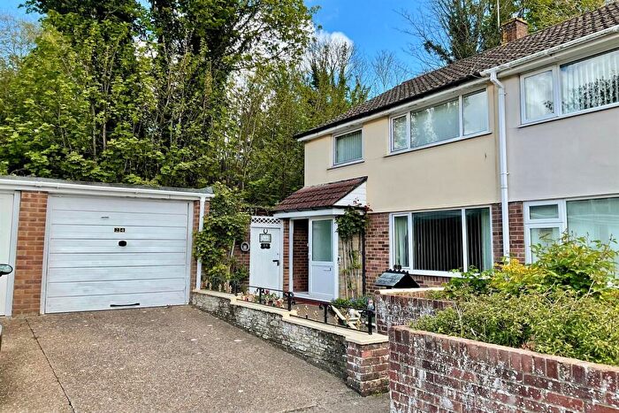 3 Bedroom Semi-Detached House For Sale In Brunswick Gardens, Dover, CT16