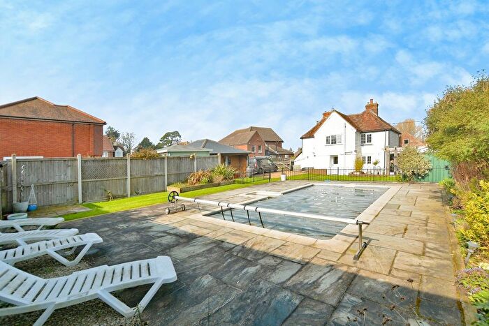 4 Bedroom Detached House For Sale In Main Road, Sellindge, Ashford, TN25