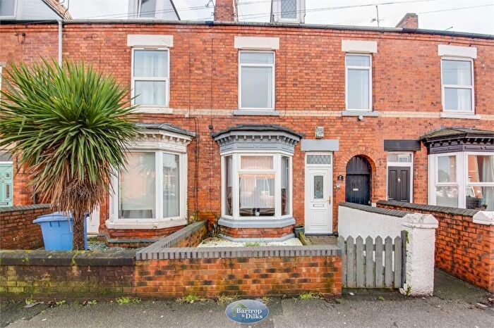3 Bedroom Terraced House For Sale In Newcastle Avenue, Worksop, S80