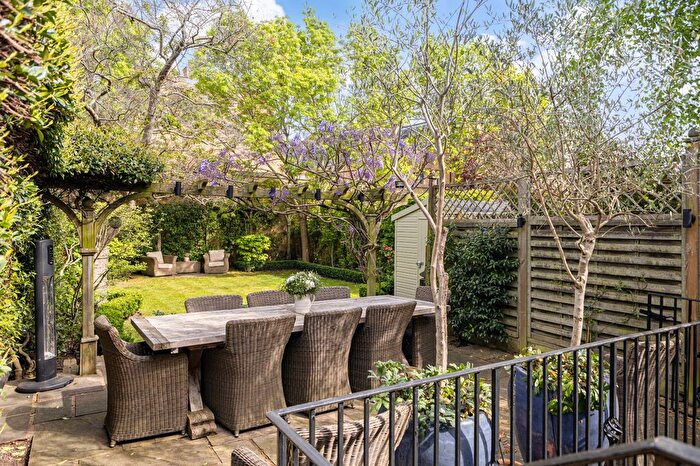 5 Bedroom Terraced House For Sale In Broomhouse Road, Fulham, London, SW6