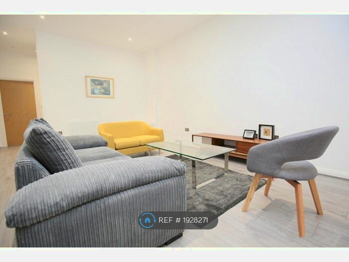 2 Bedroom Flat To Rent In The Co-Operative Building, Coventry, CV1