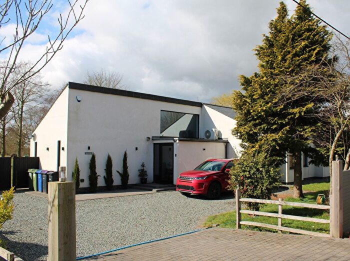 4 Bedroom Bungalow For Sale In Brigg Road, Moortown, LN7