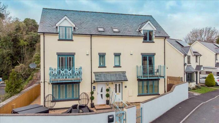3 Bedroom Semi-Detached House For Sale In Rocky Park, SA71