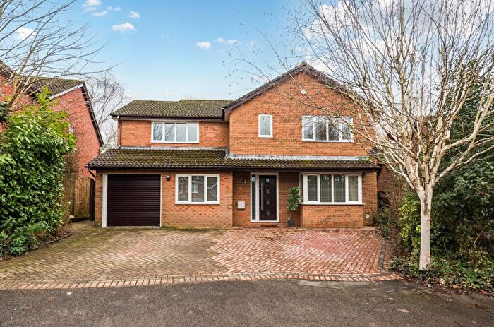 4 Bedroom Detached House To Rent In Kielder Close, Valley Park, Chandlers Ford, SO53
