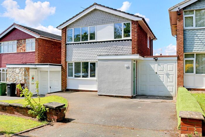 3 Bedroom Detached House To Rent In Sudbury Close, Wolverhampton, WV11