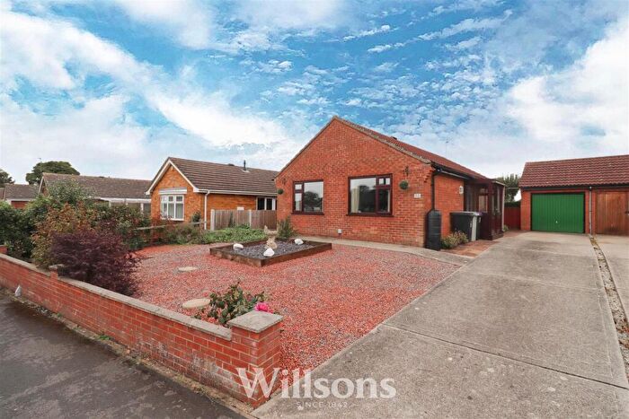 2 Bedroom Bungalow For Sale In Dixon Drive, Alford, LN13