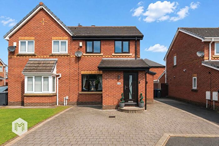 3 Bedroom Semi-Detached House For Sale In Alder Close, Bury, BL8