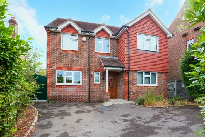 5 Bedroom Detached House To Rent In Norwood Road, KT24