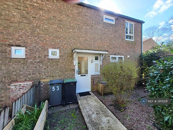 3 Bedroom Semi Detached House To Rent In Robin Lane, Wellingborough, NN8