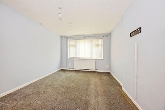 2 Bedroom Bungalow To Rent In Churchill Road, Stamford, PE9