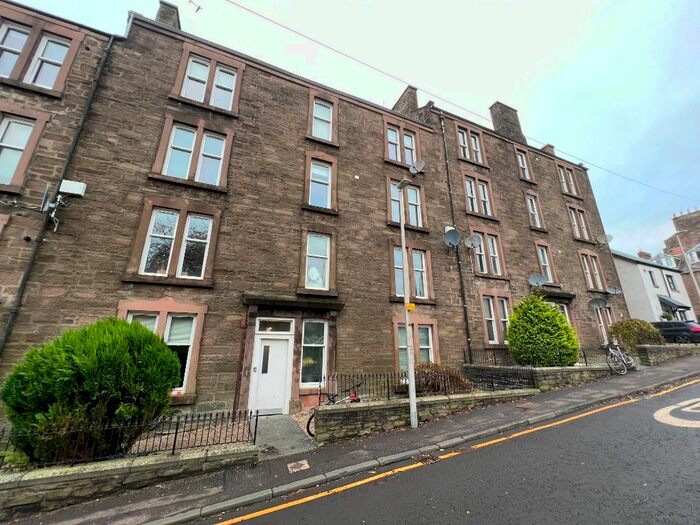 2 Bedroom Flat To Rent In Union Place, West End, Dundee, DD2