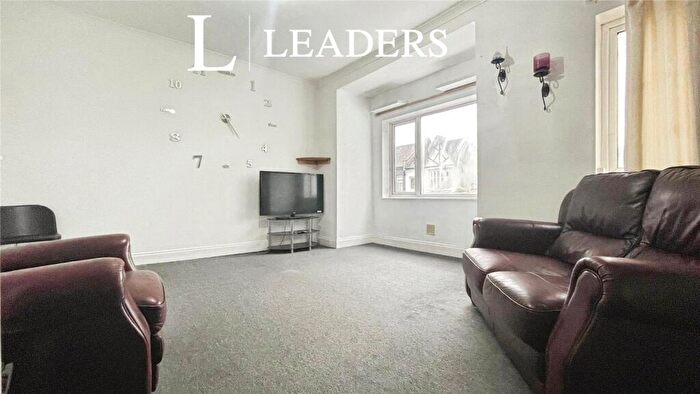 2 Bedroom Flat To Rent In St. Helens Road, SS0