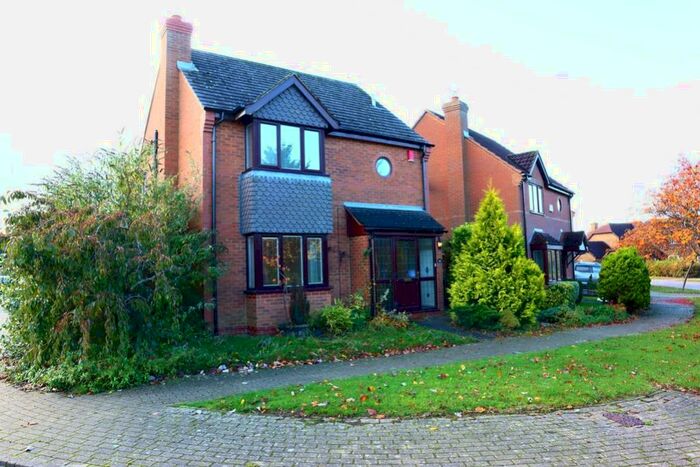 4 Bedroom Terraced House To Rent In Lynmouth Crescent, Furzton, Milton Keynes, MK4