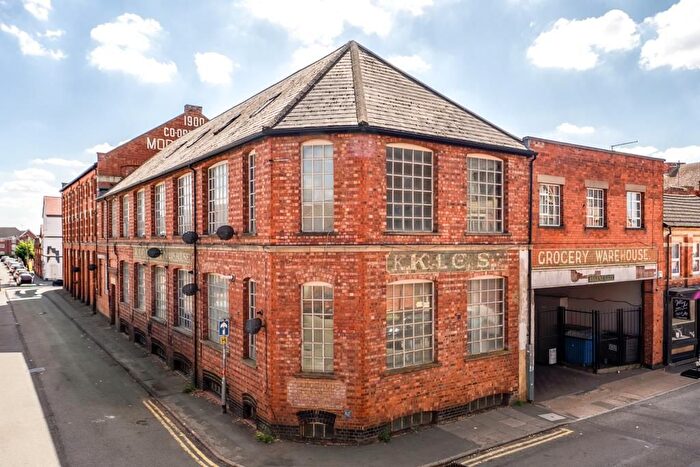 2 Bedroom Flat For Sale In Regent Gate, Kettering, NN16