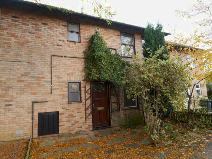 3 Bedroom Terraced House To Rent In Abercorn Place, Cambridge, CB4