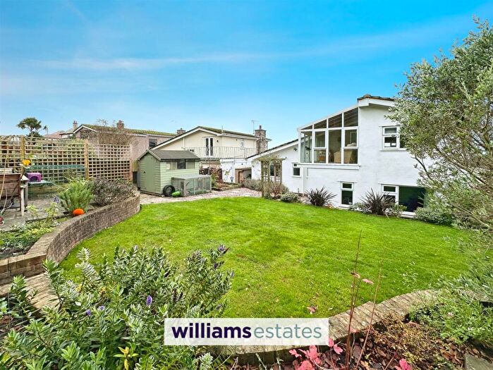 5 Bedroom Detached House For Sale In Clwyd Avenue, Dyserth, LL18