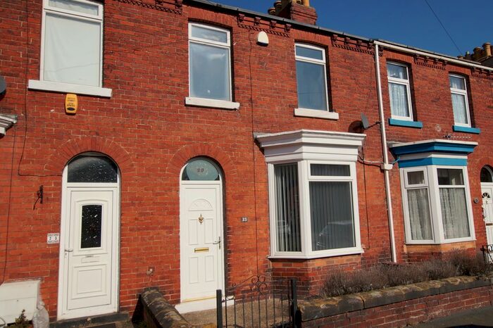 2 Bedroom Terraced House To Rent In Rosebery Avenue, Scarborough, YO12