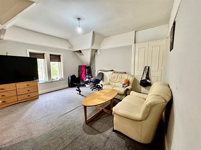 1 Bedroom Property To Rent In Chapeltown Road, Chapeltown, Leeds, LS7