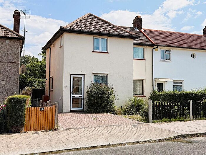 3 Bedroom Semi-Detached House For Sale In Turpington Lane, Bromley, BR2