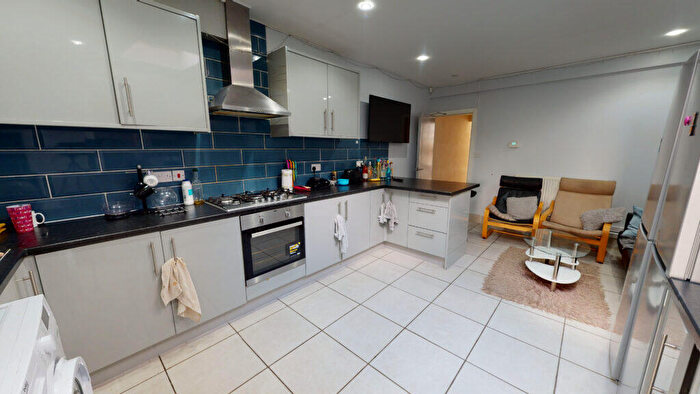 6 Bedroom House To Rent In Alton Road, Selly Oak, B29