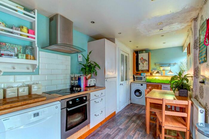 3 Bedroom End Of Terrace House For Sale In Mavis Road, Birmingham, West Midlands, B31