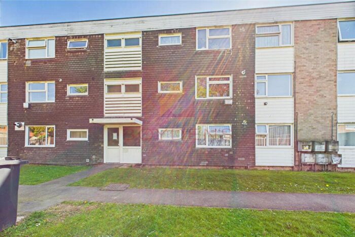 2 Bedroom Apartment For Sale In Lethe Grove, Colchester, CO2