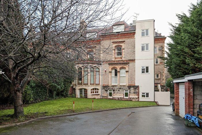 2 Bedroom Apartment For Sale In The Avenue | Sneyd Park, BS9